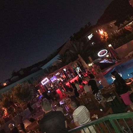 Club Chicago Hotel Marmaris Buitenkant foto
