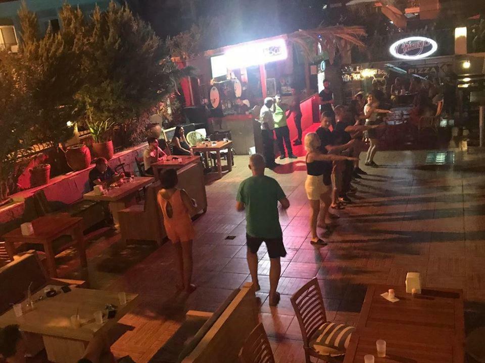 Club Chicago Hotel Marmaris Buitenkant foto